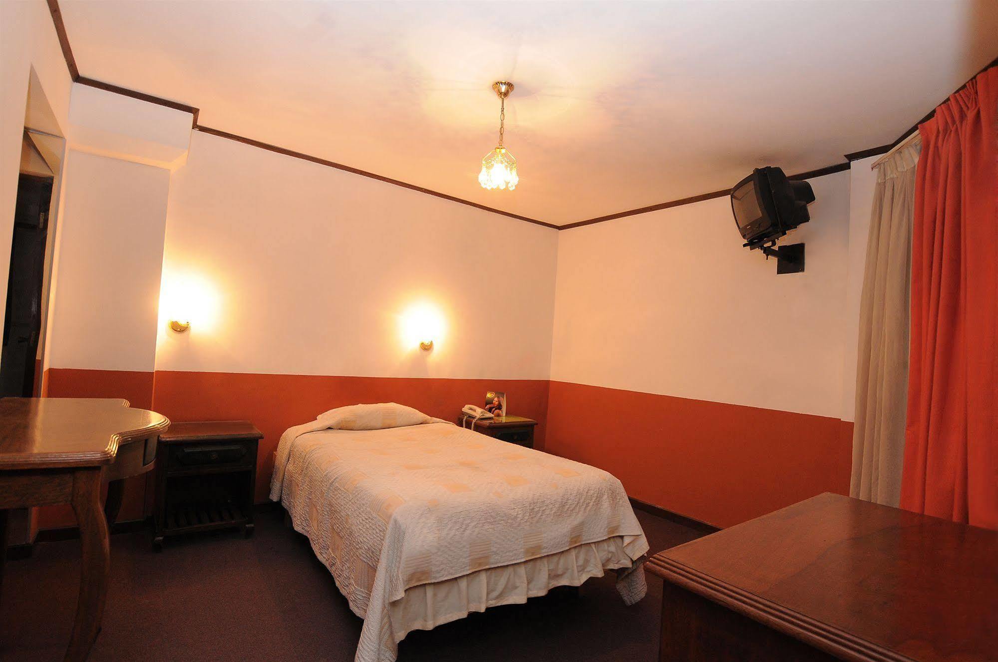 Hostal Recoleta Sur スクレ エクステリア 写真